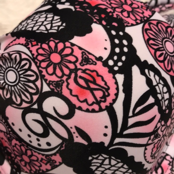 Topmelon padded bikini top size Medium - Picture 6 of 7